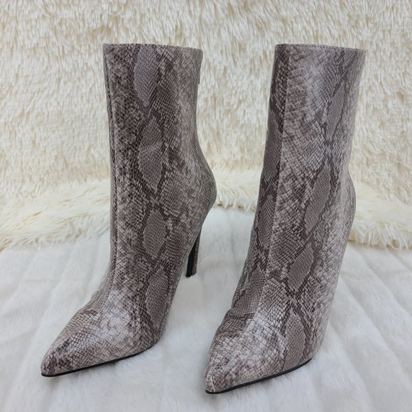 Textured Gray Snake Design Ankle Booties 4" heel - Picture 3 of 4